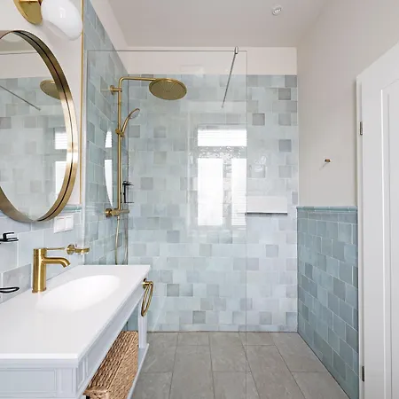 Numa Mozart Апарт-отель